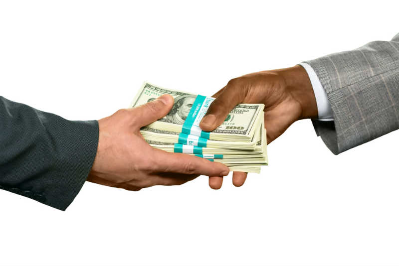 エンジェル投資家からお金を借りる方法とは? エンジェル投資家からお金を借りる方法とは?